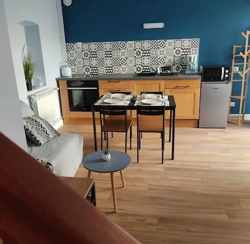 Duplex Cosy Hyper Centre